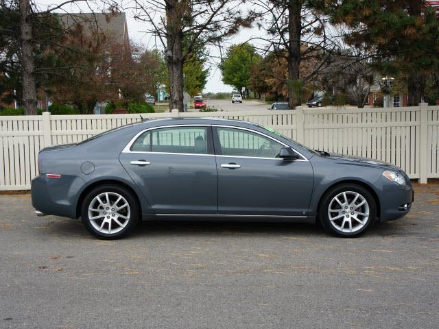 Chevrolet Malibu 2009 photo 1