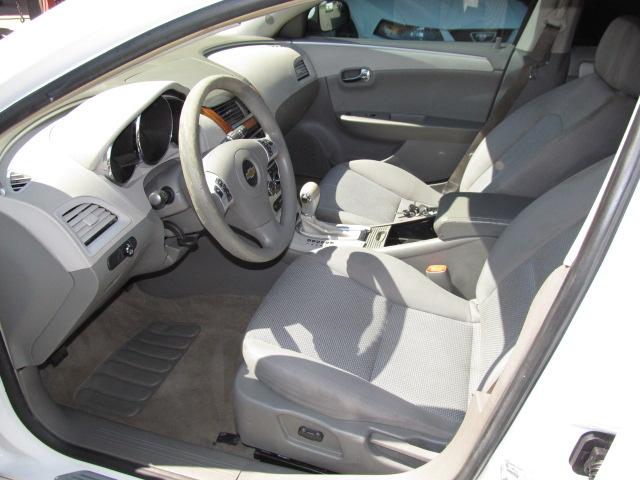 Chevrolet Malibu 2009 photo 4