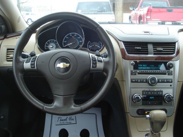 Chevrolet Malibu 2009 photo 1