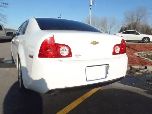 Chevrolet Malibu 2009 photo 3