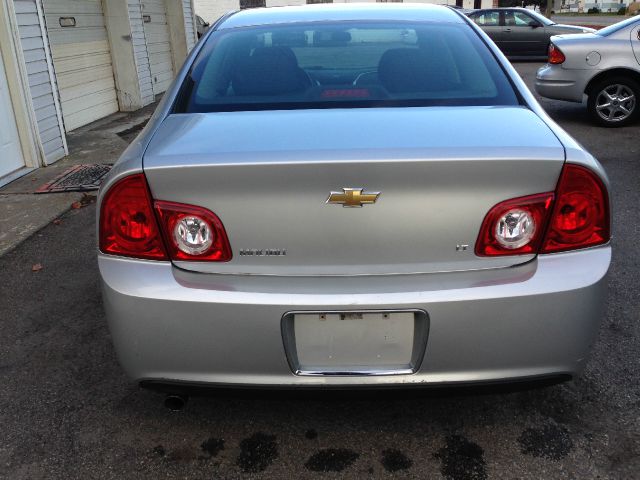 Chevrolet Malibu 2009 photo 3