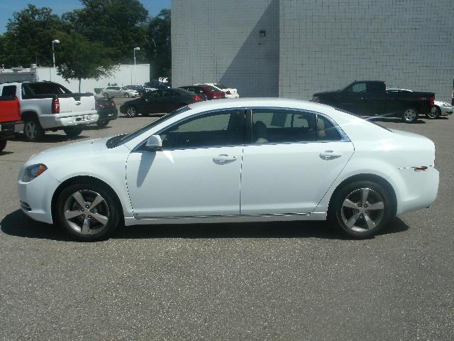 Chevrolet Malibu 2009 photo 3