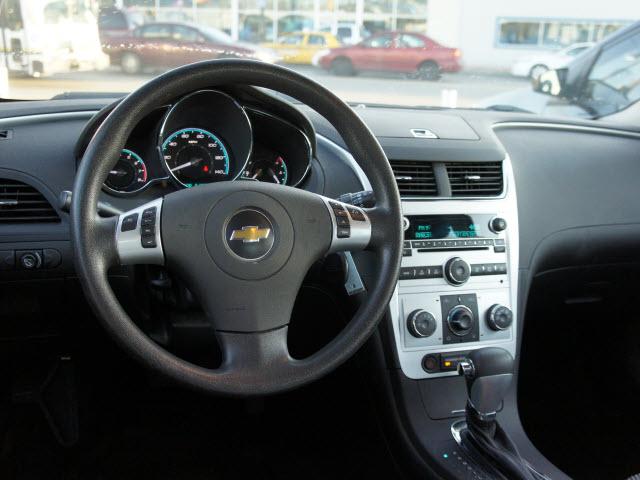Chevrolet Malibu 2009 photo 4