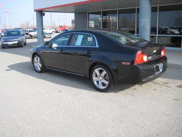 Chevrolet Malibu 2009 photo 3