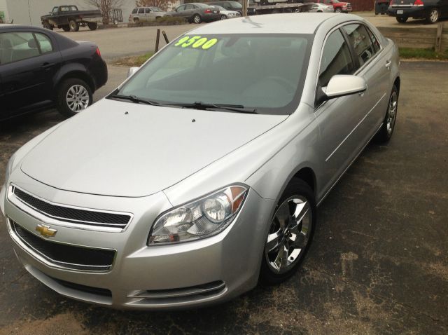 Chevrolet Malibu 2010 photo 3