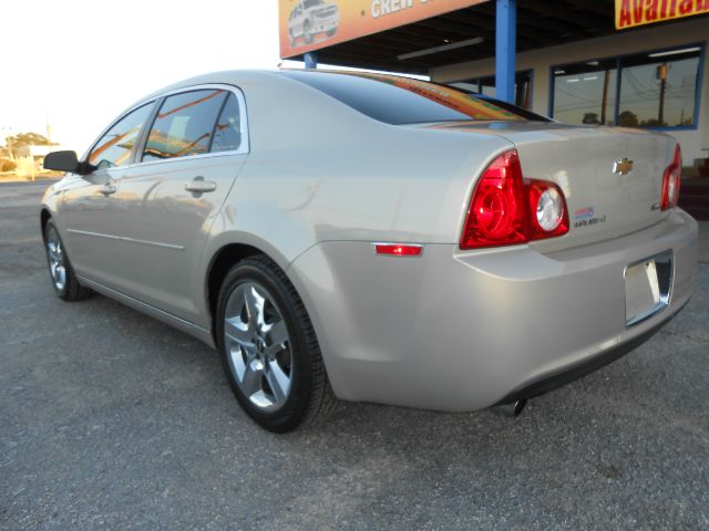 Chevrolet Malibu 2010 photo 3
