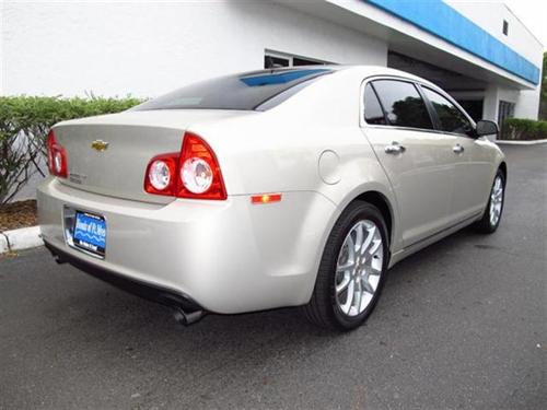 Chevrolet Malibu 2010 photo 2
