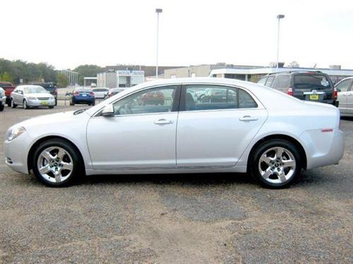Chevrolet Malibu 2010 photo 3