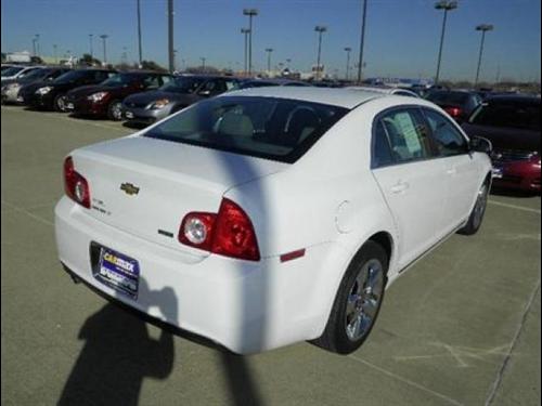 Chevrolet Malibu 2010 photo 4