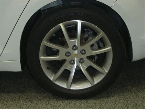 Chevrolet Malibu 2010 photo 3