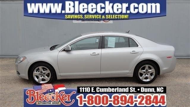 Chevrolet Malibu 2010 photo 2