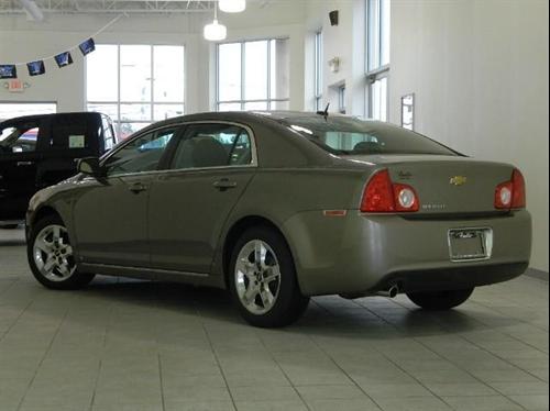 Chevrolet Malibu 2010 photo 2