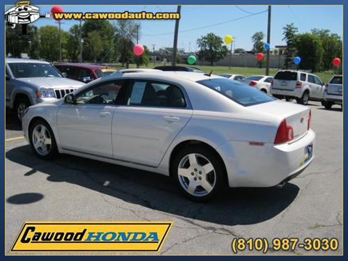 Chevrolet Malibu 2010 photo 2