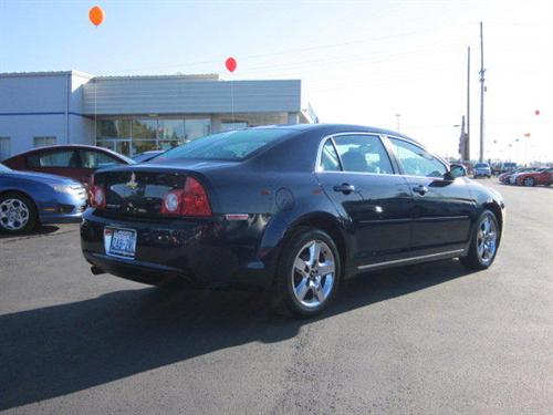 Chevrolet Malibu 2010 photo 3