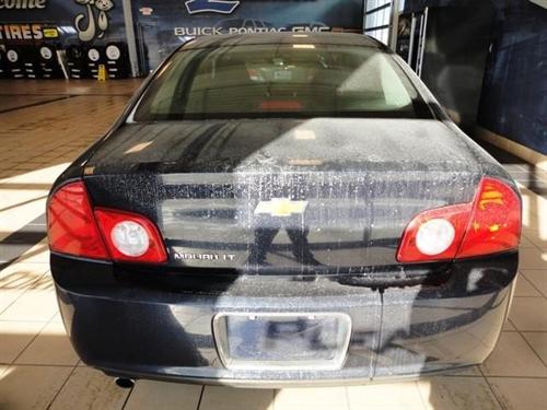 Chevrolet Malibu 2010 photo 3