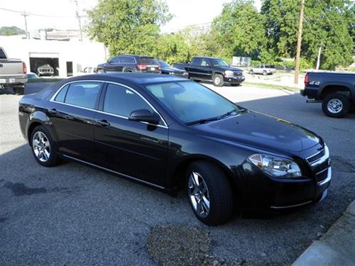 Chevrolet Malibu 2010 photo 2