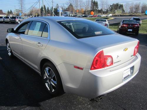 Chevrolet Malibu 2010 photo 2