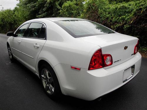 Chevrolet Malibu 2010 photo 3