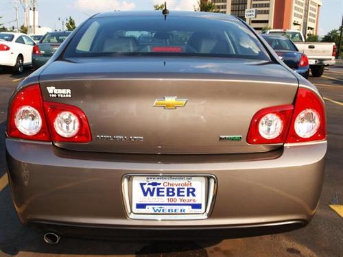 Chevrolet Malibu 2010 photo 3
