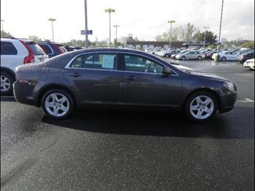 Chevrolet Malibu 2010 photo 3