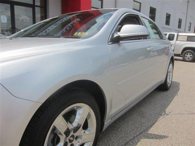 Chevrolet Malibu 2010 photo 1