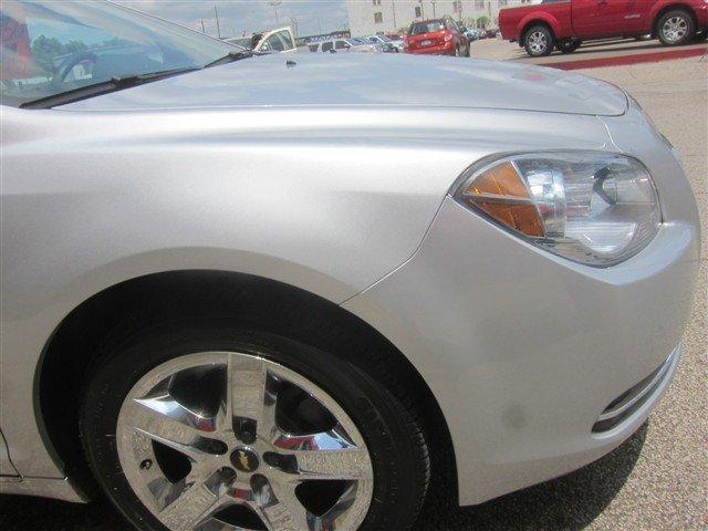 Chevrolet Malibu 2010 photo 4