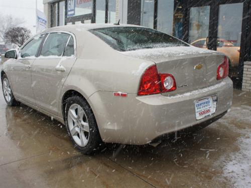 Chevrolet Malibu 2010 photo 4