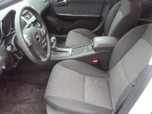 Chevrolet Malibu 2010 photo 4