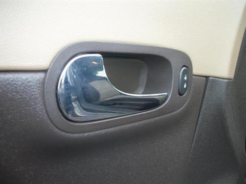 Chevrolet Malibu 2010 photo 2