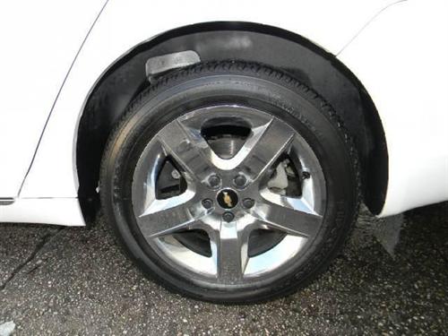 Chevrolet Malibu 2010 photo 3