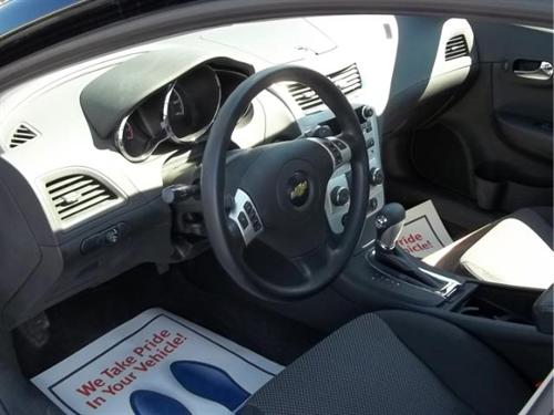 Chevrolet Malibu 2010 photo 4