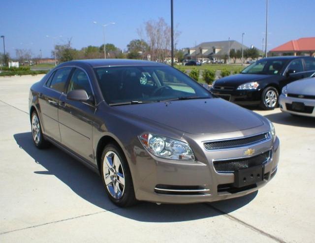 Chevrolet Malibu 2010 photo 1