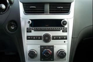 Chevrolet Malibu 2010 photo 3