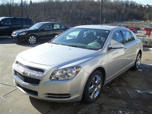 Chevrolet Malibu 2010 photo 2
