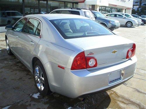 Chevrolet Malibu 2010 photo 4