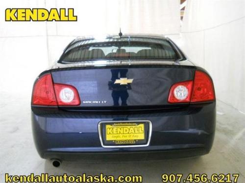Chevrolet Malibu 2010 photo 3