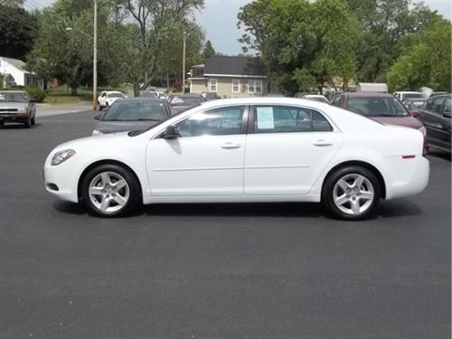 Chevrolet Malibu 2010 photo 3