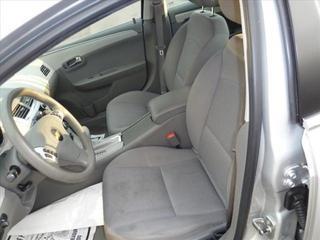 Chevrolet Malibu 2010 photo 1