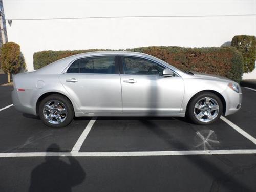 Chevrolet Malibu 2010 photo 2