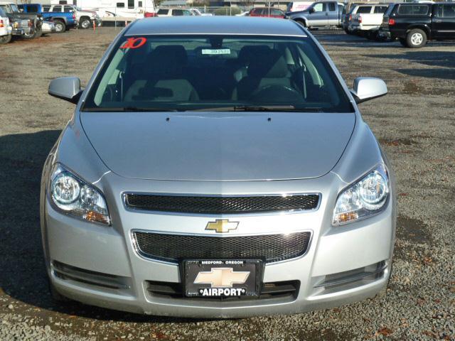 Chevrolet Malibu 2010 photo 1