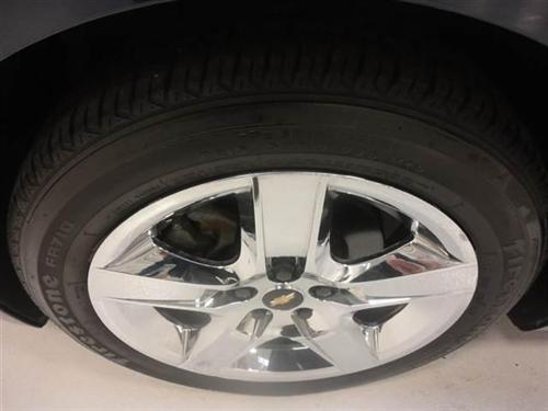 Chevrolet Malibu 2010 photo 2