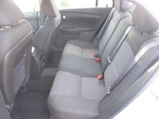 Chevrolet Malibu 2010 photo 2