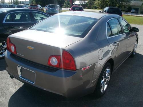 Chevrolet Malibu 2010 photo 3