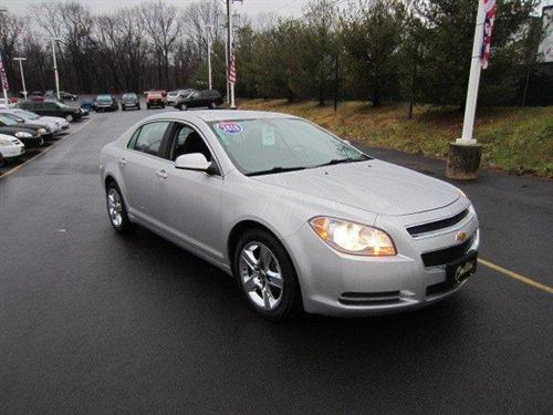 Chevrolet Malibu 2010 photo 2