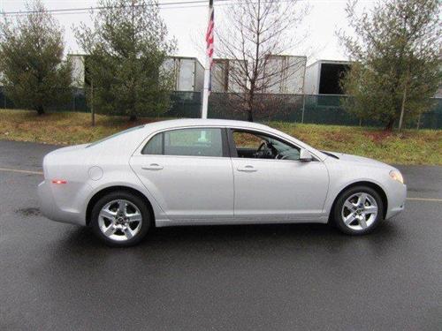 Chevrolet Malibu 2010 photo 3