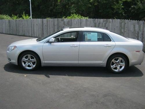 Chevrolet Malibu 2010 photo 1