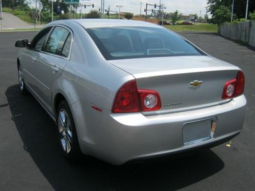 Chevrolet Malibu 2010 photo 2