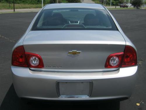 Chevrolet Malibu 2010 photo 3