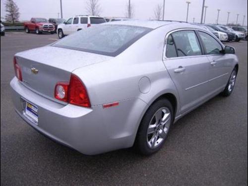Chevrolet Malibu 2010 photo 4