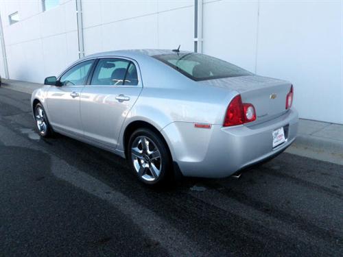 Chevrolet Malibu 2010 photo 2